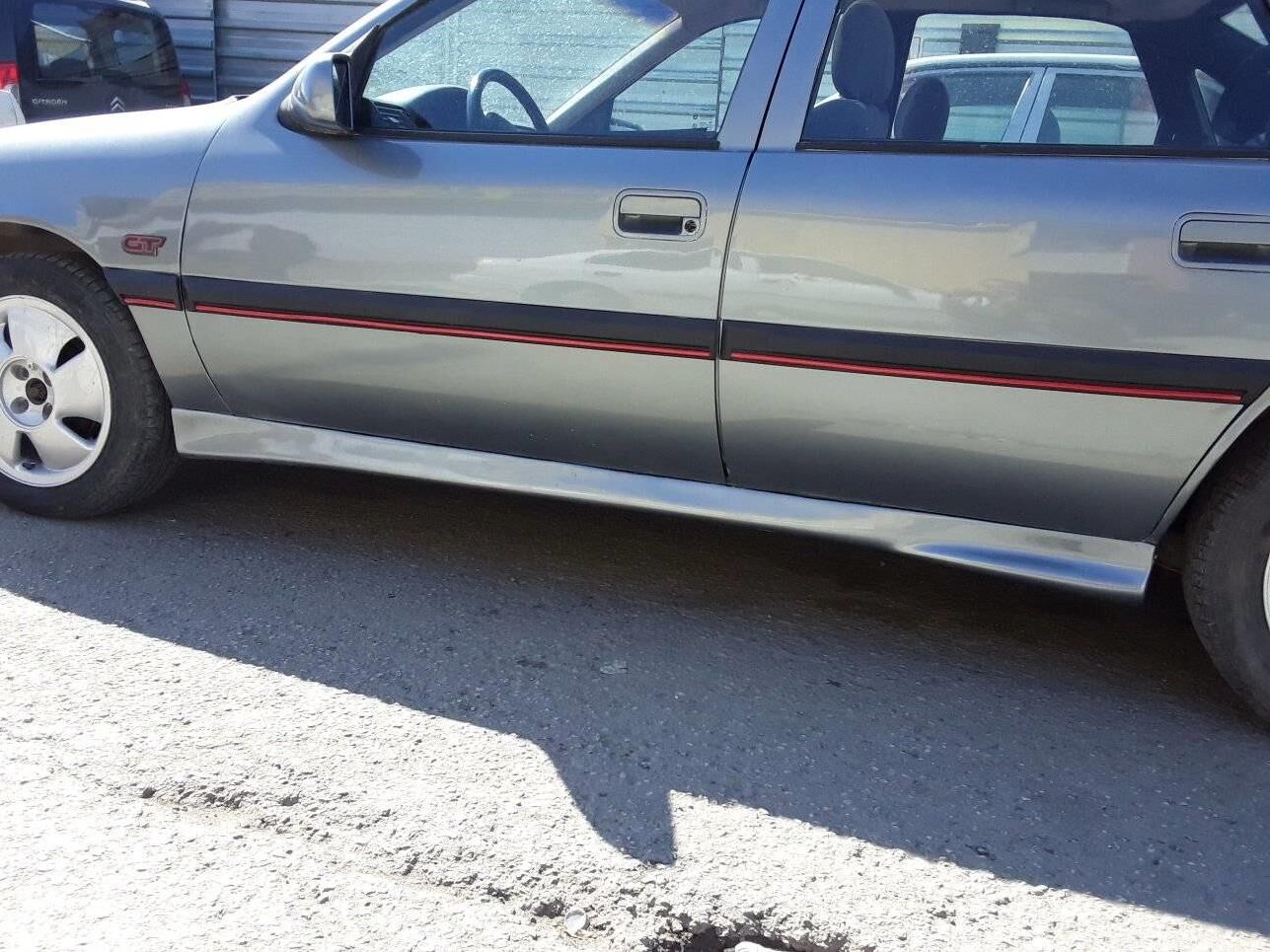 OPEL VECTRA A YAN MARŞPİYEL TAKIM