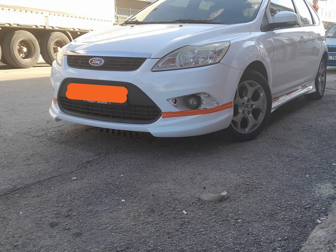 FOCUS 2,5 HB ÖN TAMPON EKİ