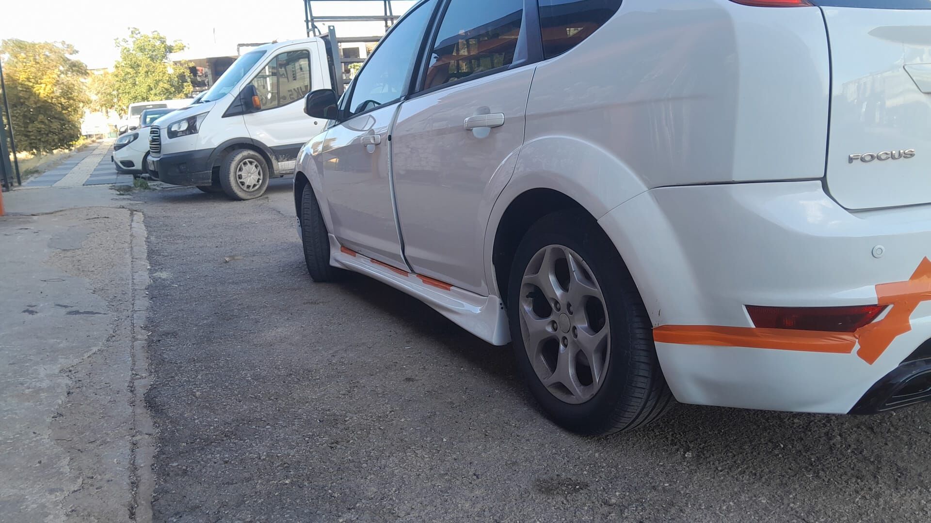 FOCUS 2,5 HB YAN MARŞPİYEL TAKIM