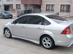 FORD FOCUS 2,5 SEDAN YAN MARŞPİYEL TAKIM